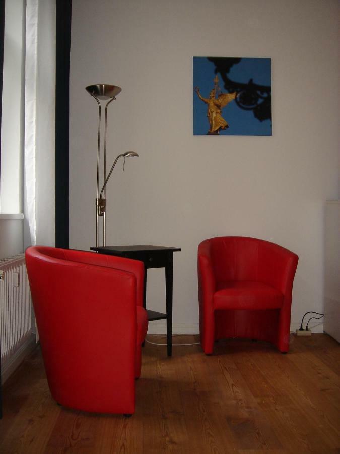 Apartment Helmholtzplatz Berlin Bagian luar foto